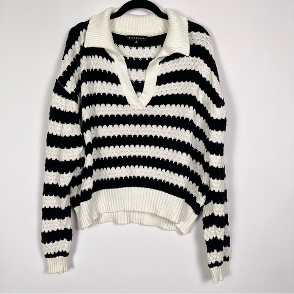 Blue Blush White Black Sweater Open Collar V Neck women’s sz Medium - Picture 2 of 8